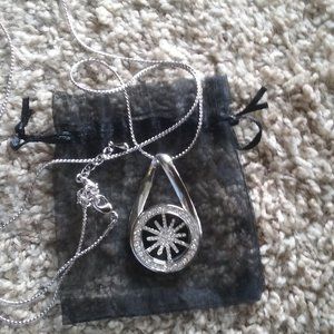 Brand New Never Worn Bling Pendant Necklace